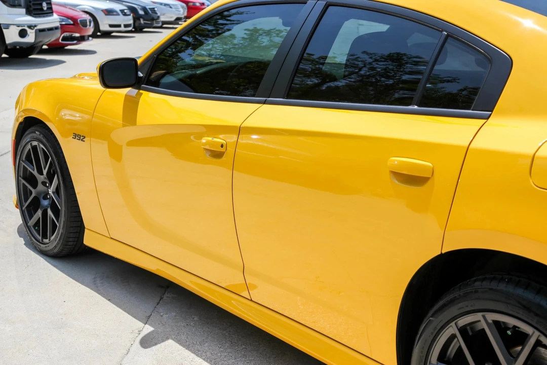 2017 Dodge Charger SRT Hellcat 7th Gen - Image 18 of 31