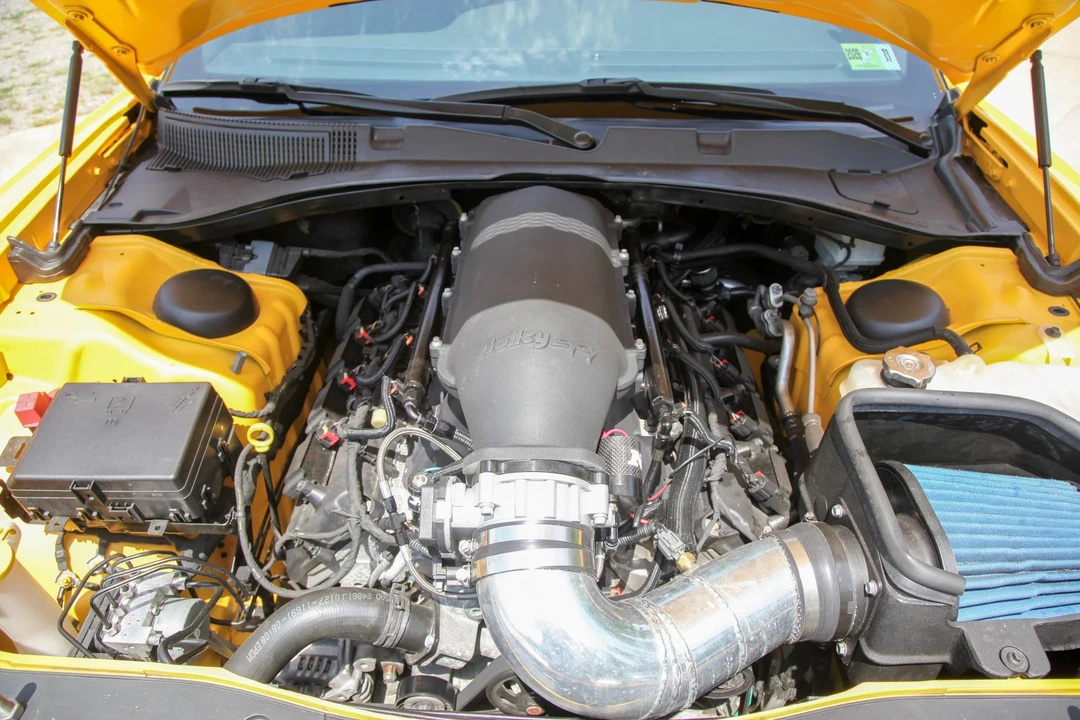2017 Dodge Charger SRT Hellcat 7th Gen - Image 2 of 31