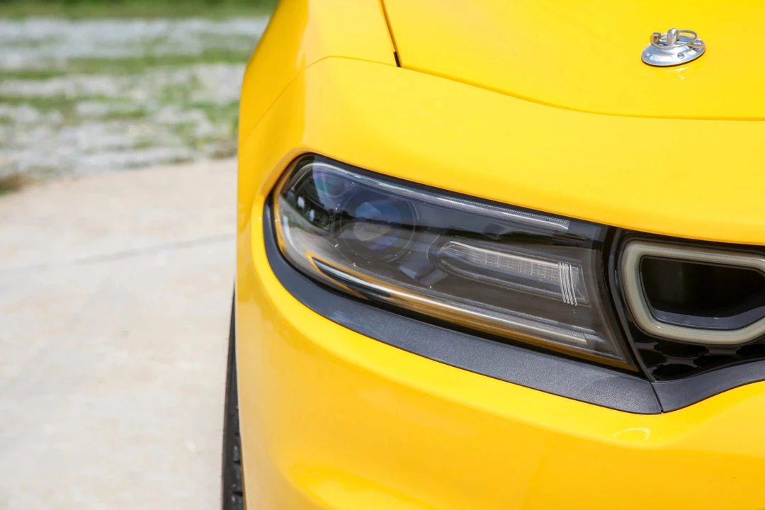 2017 Dodge Charger SRT Hellcat 7th Gen - Image 14 of 31