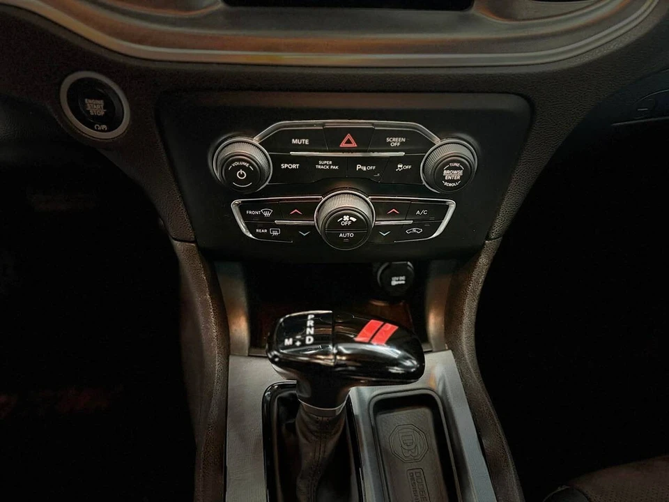 2017 Dodge Charger 7th Gen - Image 11 of 12