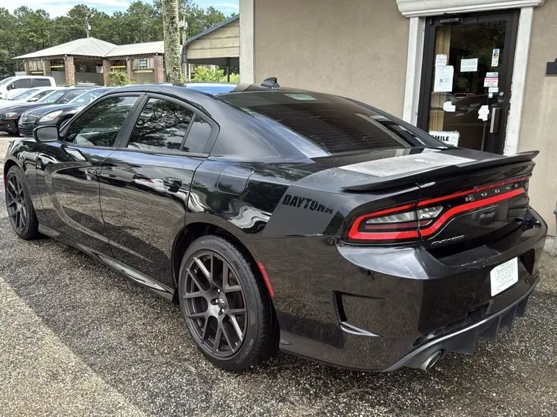2017 Dodge Charger SRT Hellcat 7th Gen - Image 5 of 15