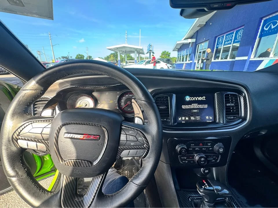 2017 Dodge Charger SRT & 392 7th Gen - Image 11 of 13
