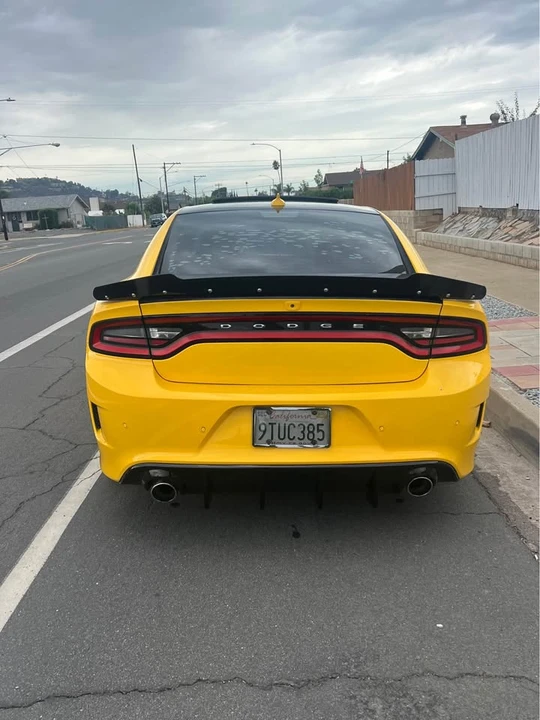 2017 Dodge Charger 7th Gen - Image 4 of 9