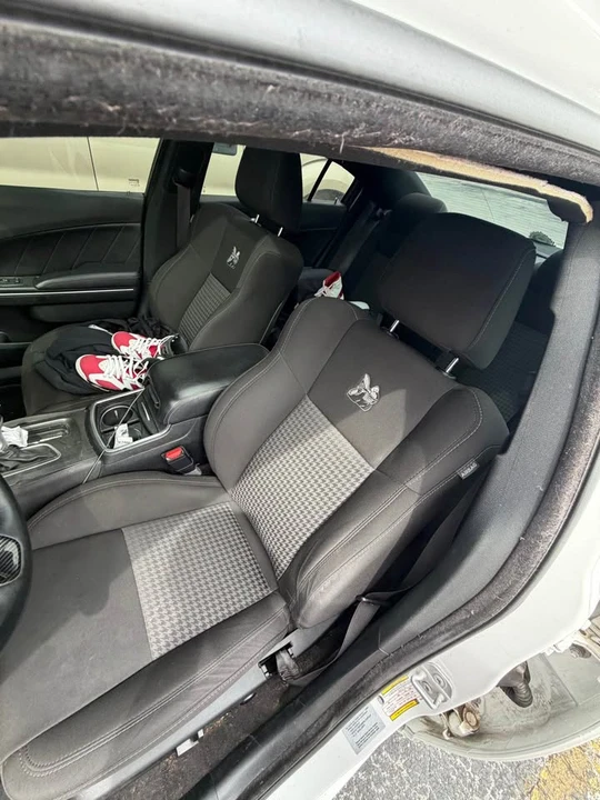 2017 Dodge Charger - Image 4 of 8