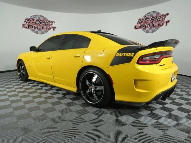 2017 Dodge Charger 7th Gen - Image 5 of 12