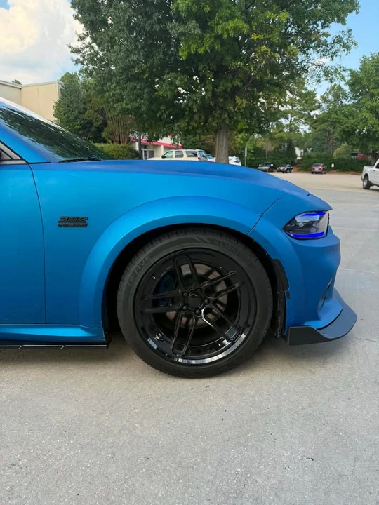 2017 Dodge Charger 7th Gen - Image 3 of 10