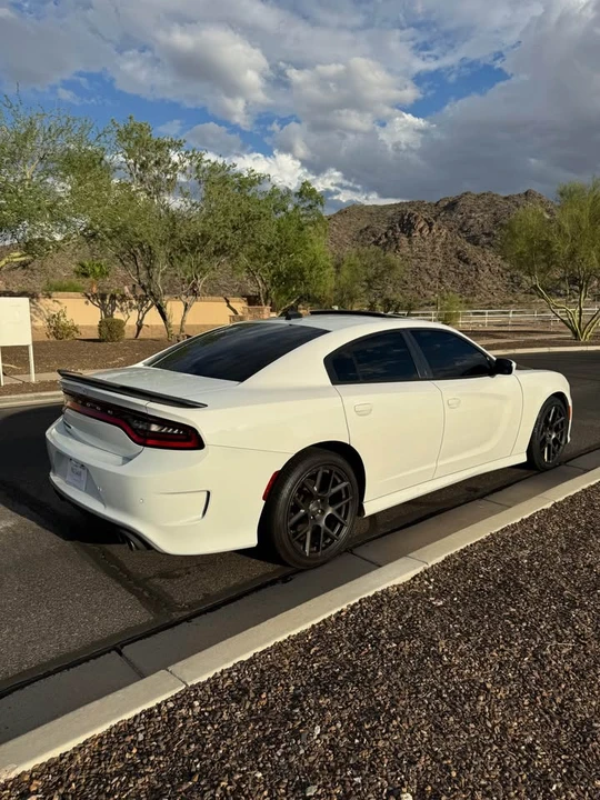 2017 Dodge Charger 7th Gen - Image 5 of 10