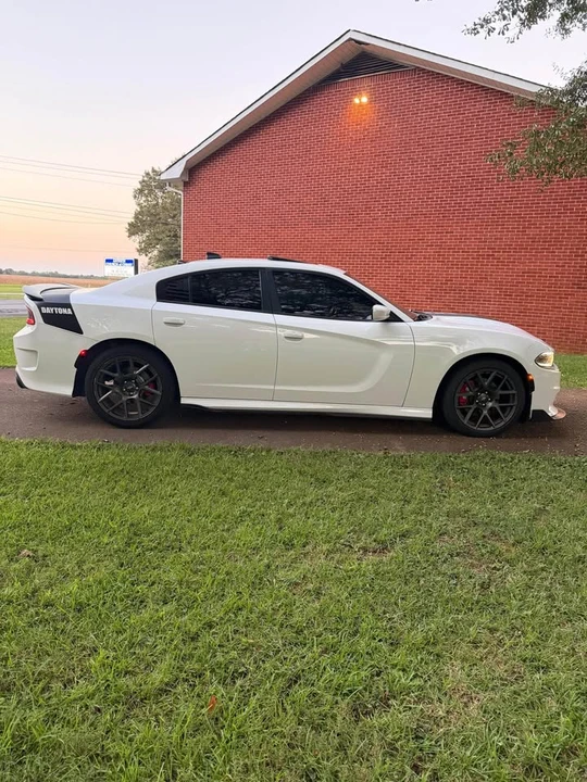 2017 Dodge Charger 7th Gen - Image 6 of 16