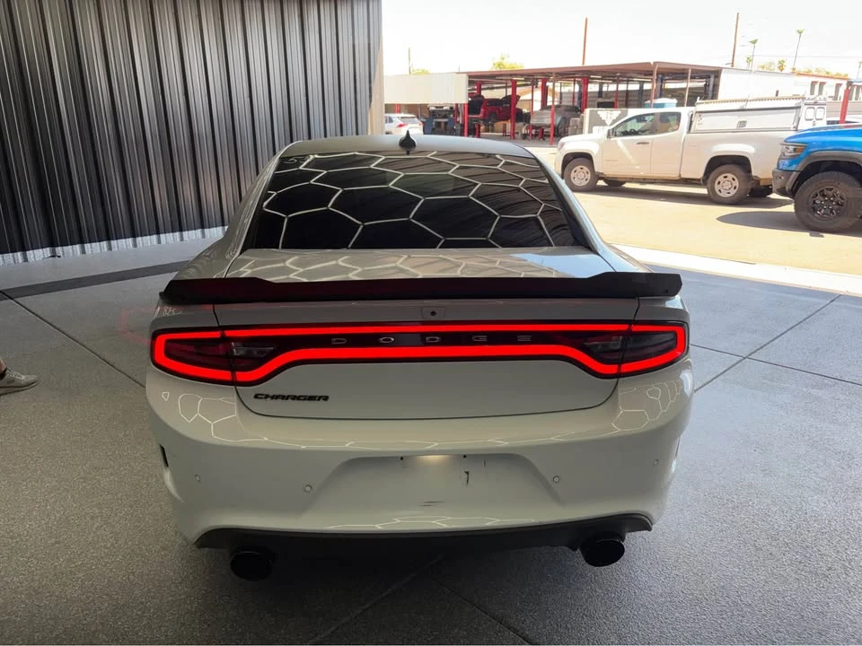2017 Dodge Charger - Image 8 of 14