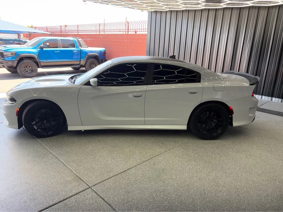 2017 Dodge Charger - Image 10 of 14