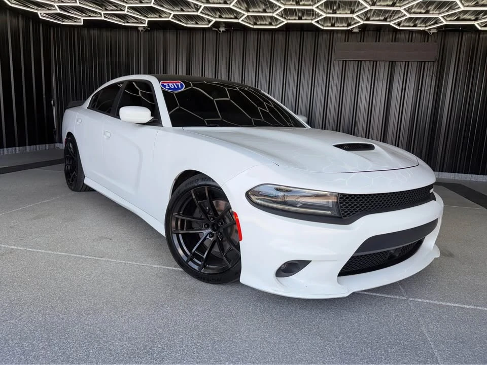 2017 Dodge Charger - Image 13 of 14