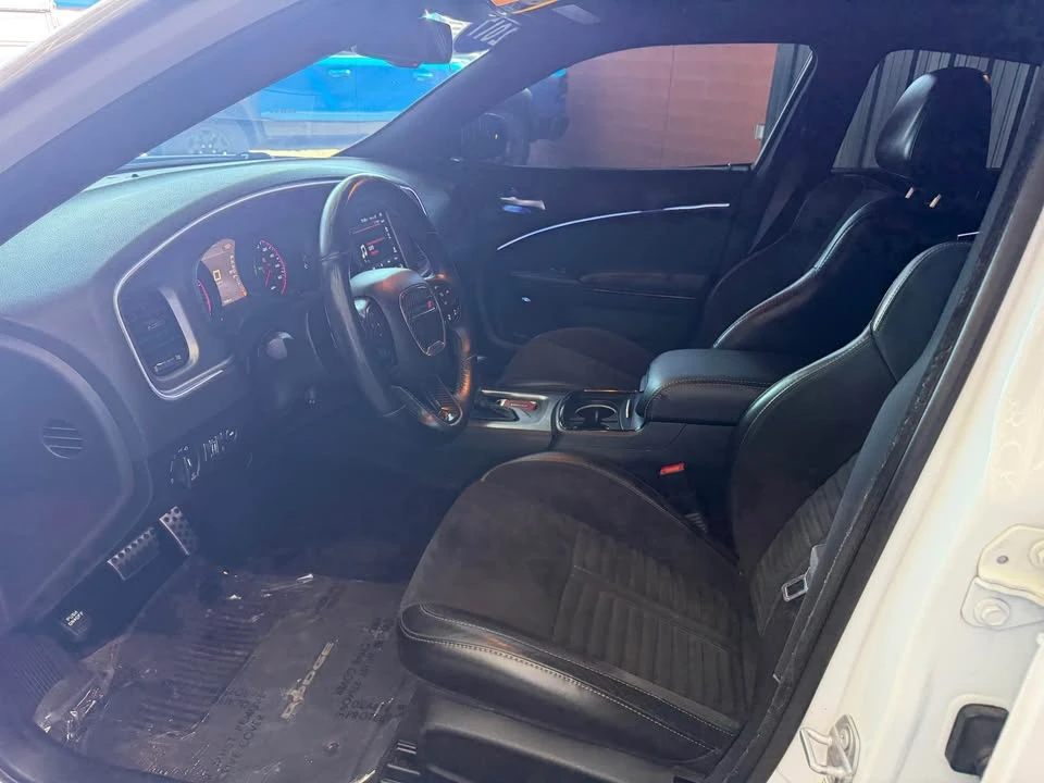 2017 Dodge Charger - Image 6 of 12