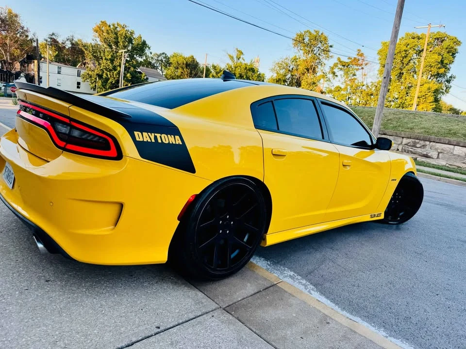 2017 Dodge Charger 7th Gen - Image 3 of 20