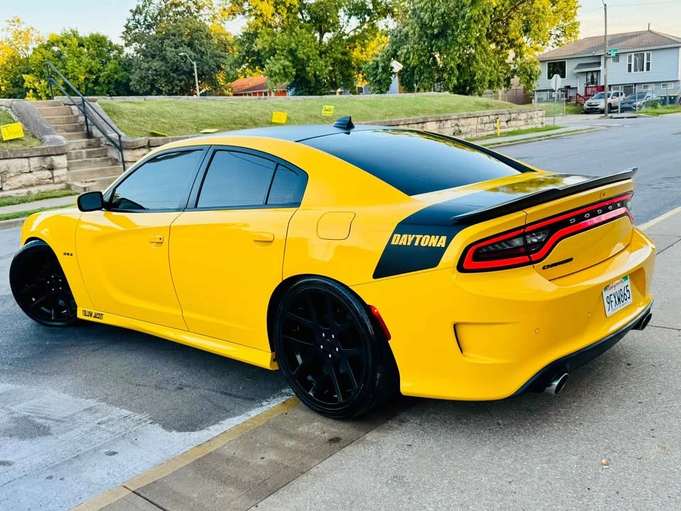 2017 Dodge Charger 7th Gen - Image 5 of 20