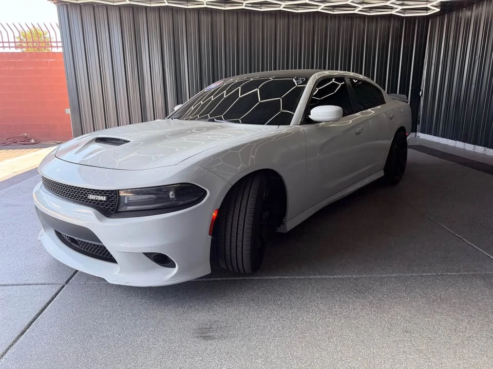 2017 Dodge Charger - Image 10 of 12