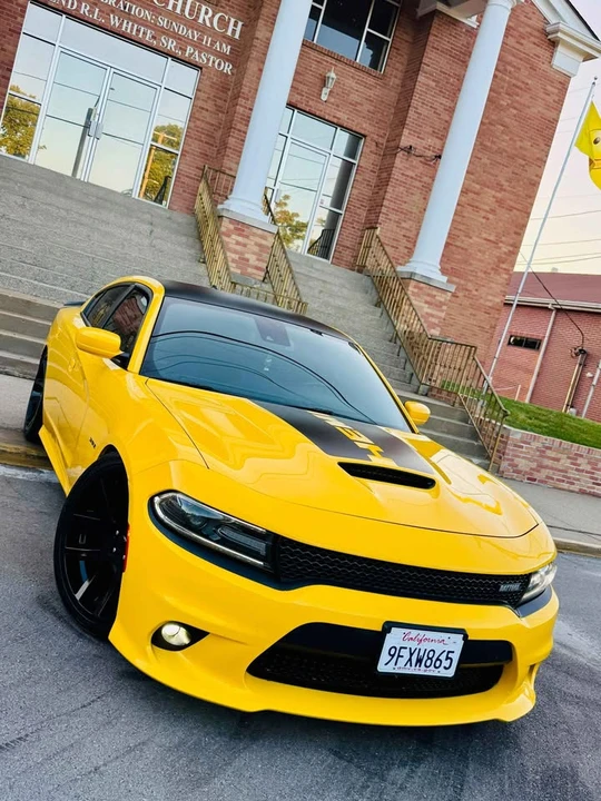 2017 Dodge Charger 7th Gen - Image 2 of 20