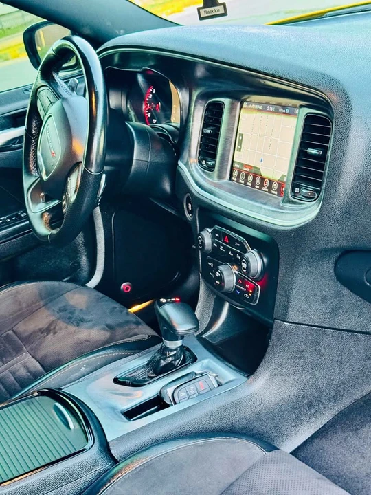 2017 Dodge Charger 7th Gen - Image 16 of 20