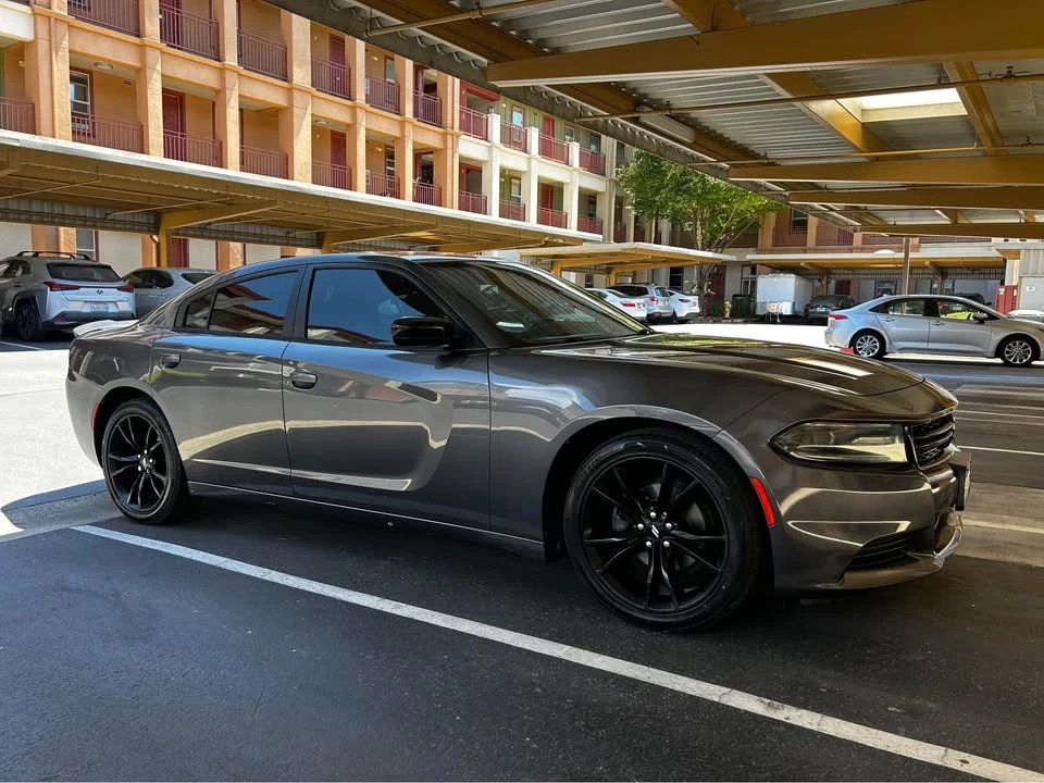 2017 Dodge Charger 7th Gen - Image 4 of 11