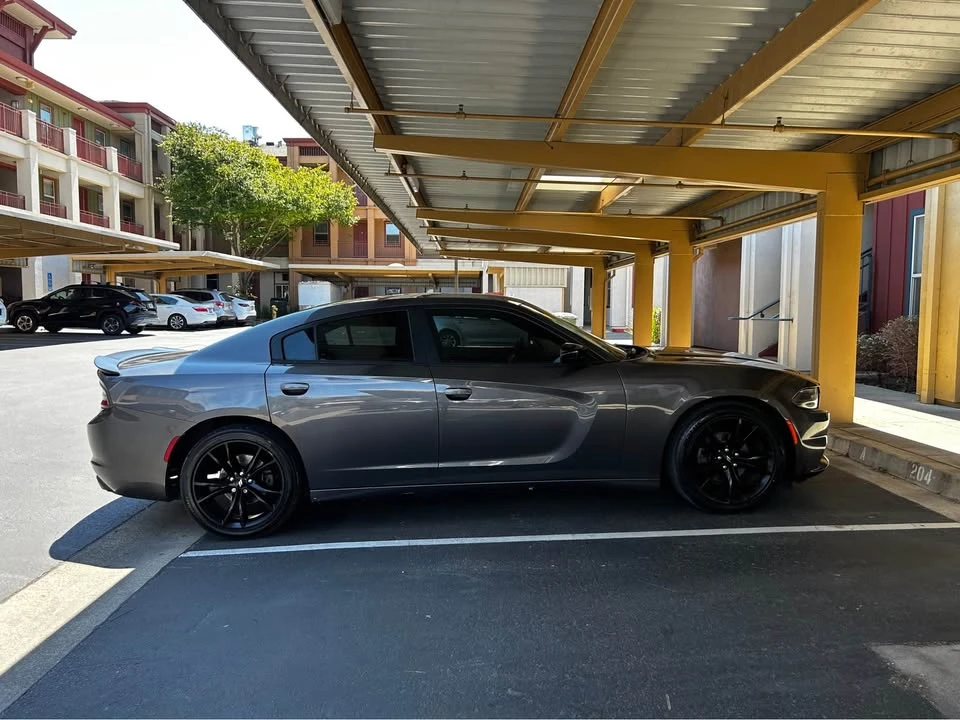 2017 Dodge Charger 7th Gen - Image 2 of 11
