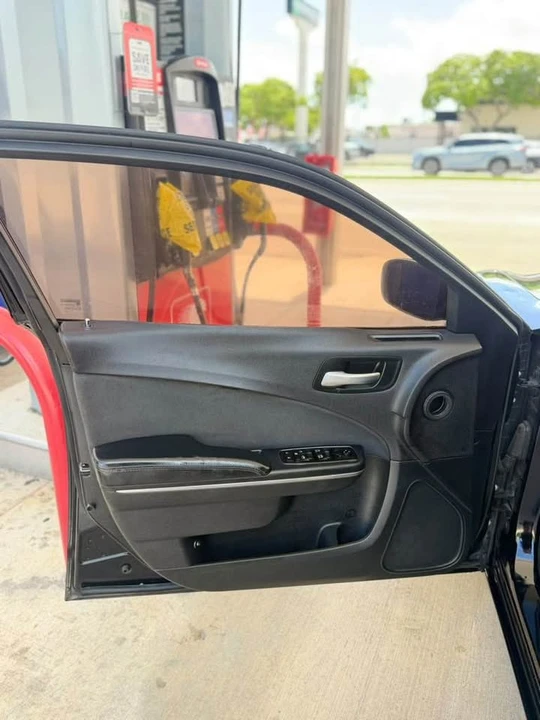 2017 Dodge Charger 7th Gen - Image 14 of 15