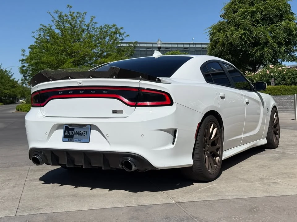 2017 Dodge Charger SRT Hellcat 7th Gen - Image 6 of 19