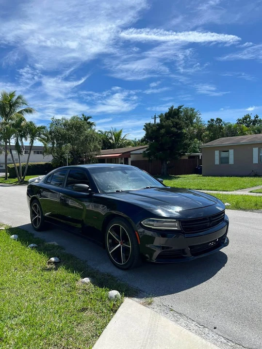 2017 Dodge Charger 7th Gen - Image 3 of 11