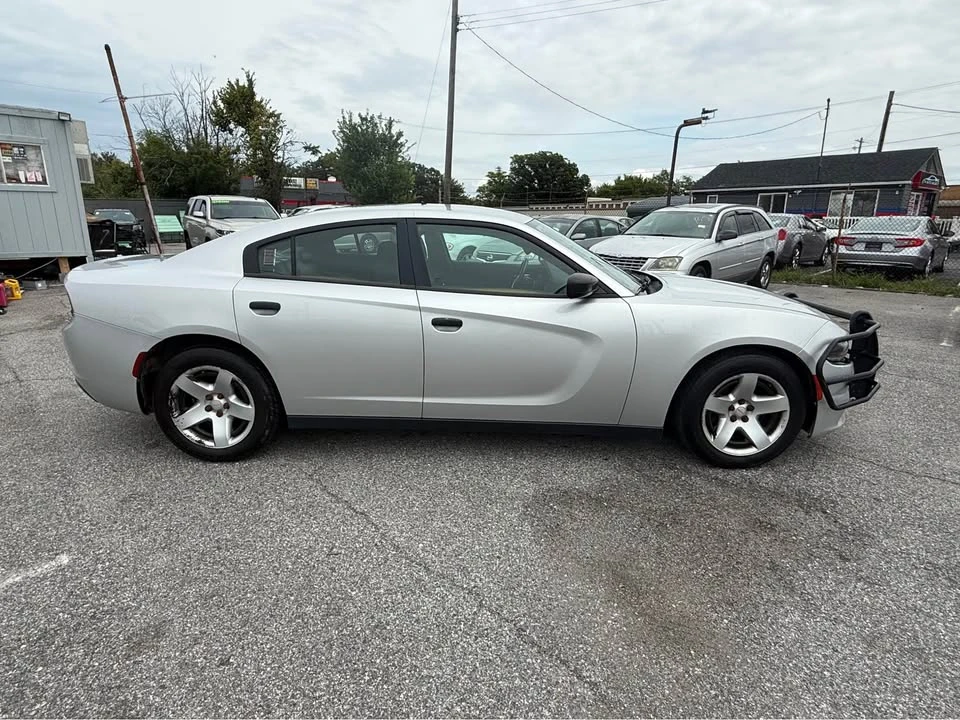 2017 Dodge Charger 7th Gen - Image 5 of 11