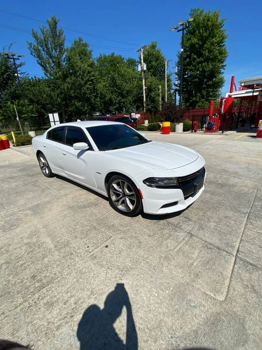 2017 Dodge Charger 7th Gen - Image 9 of 15