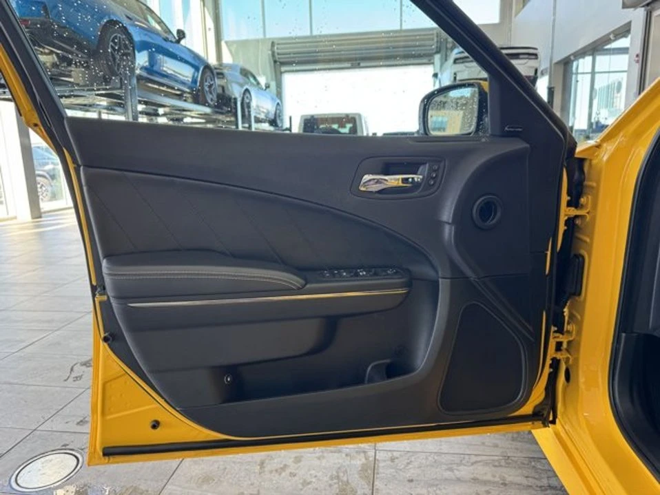 2017 Dodge Charger 7th Gen - Image 11 of 20