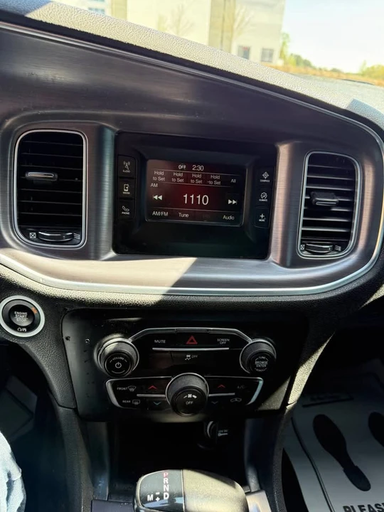 2017 Dodge Charger 7th Gen - Image 14 of 18