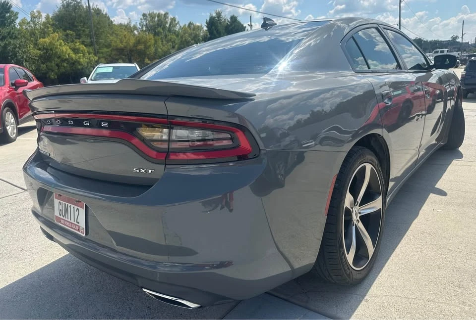 2017 Dodge Charger 7th Gen - Image 6 of 9