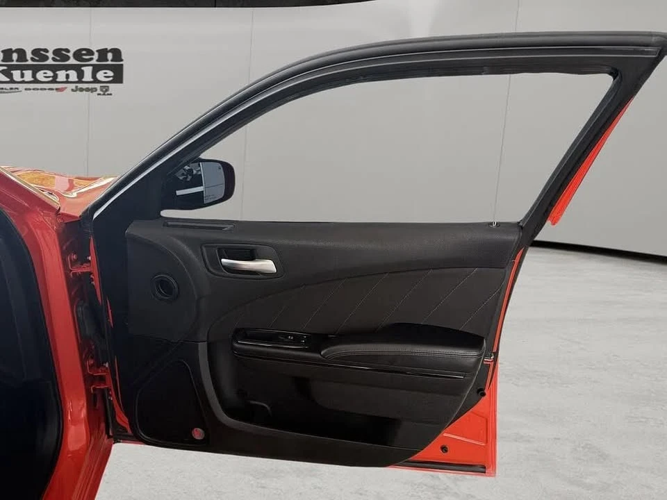 2017 Dodge Charger 7th Gen - Image 18 of 20