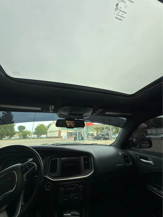 2017 Dodge Charger 7th Gen - Image 12 of 14