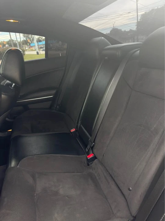 2017 Dodge Charger 7th Gen - Image 8 of 14