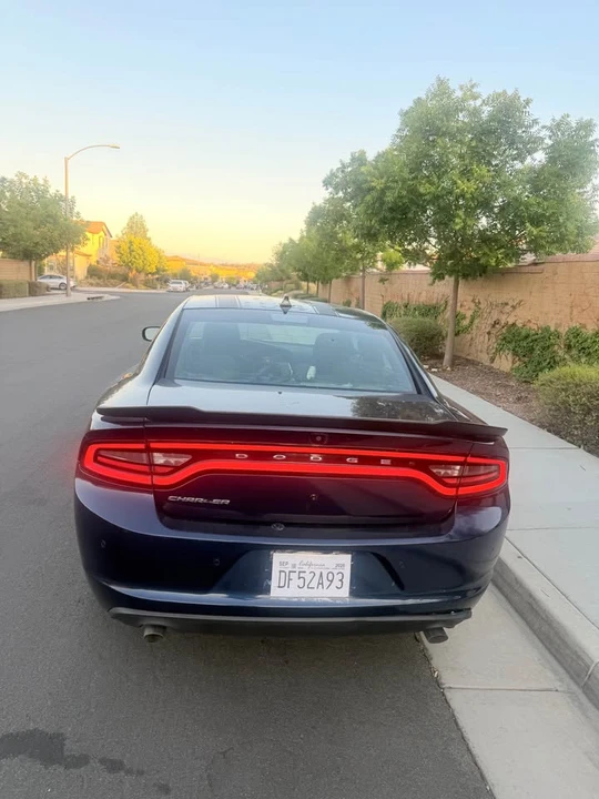2017 Dodge Charger 7th Gen - Image 5 of 9