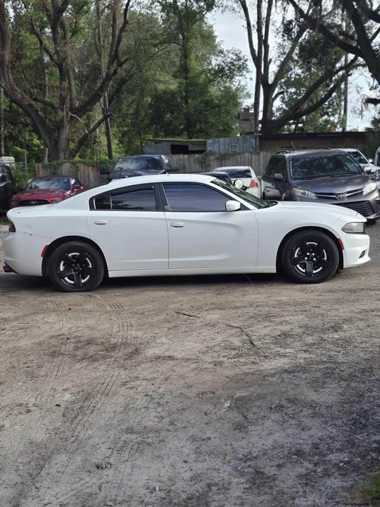 2017 Dodge Charger 7th Gen - Image 3 of 20