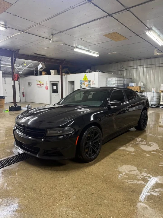 2017 Dodge Charger 7th Gen - Image 3 of 13