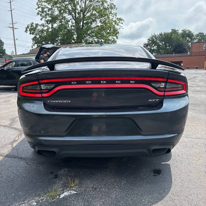 2017 Dodge Charger 7th Gen - Image 4 of 17