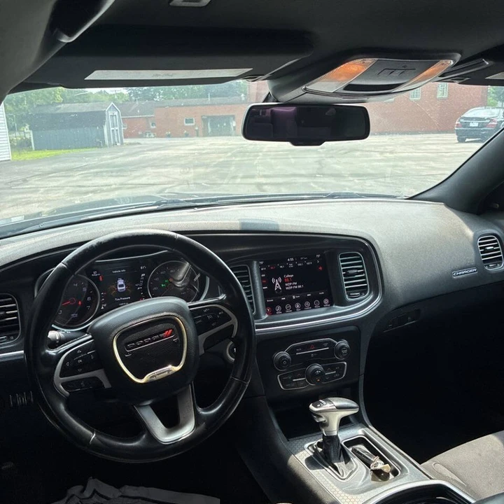 2017 Dodge Charger 7th Gen - Image 9 of 17