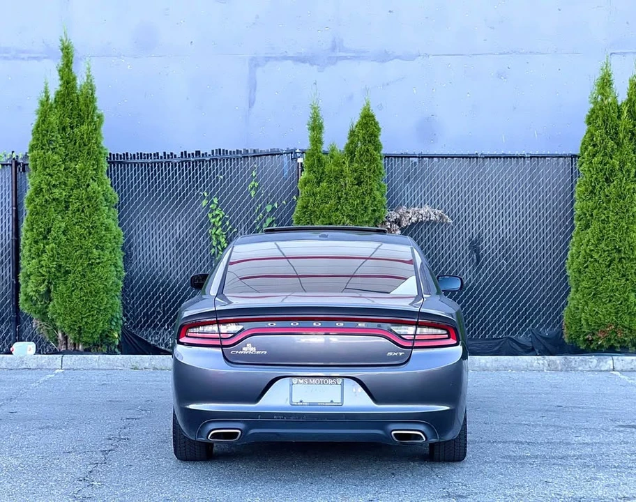2017 Dodge Charger 7th Gen - Image 4 of 16