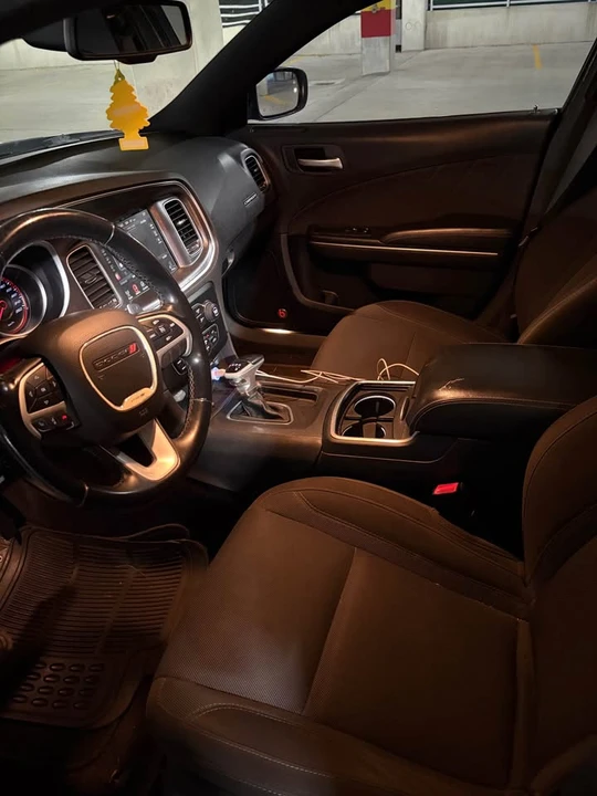 2017 Dodge Charger 7th Gen - Image 11 of 15