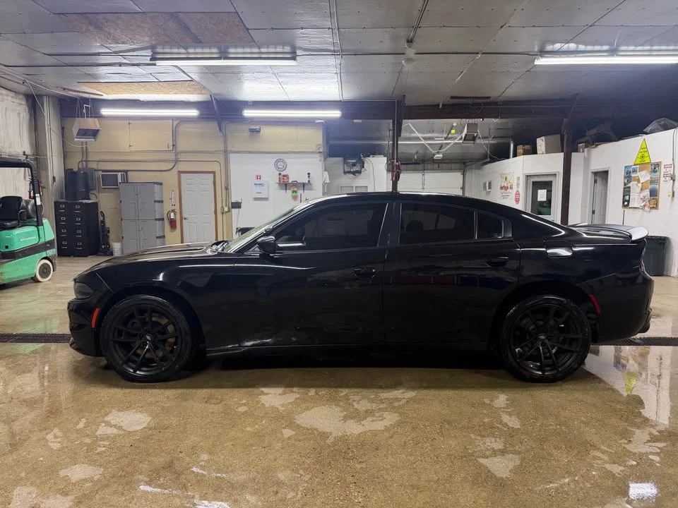 2017 Dodge Charger 7th Gen - Image 4 of 13