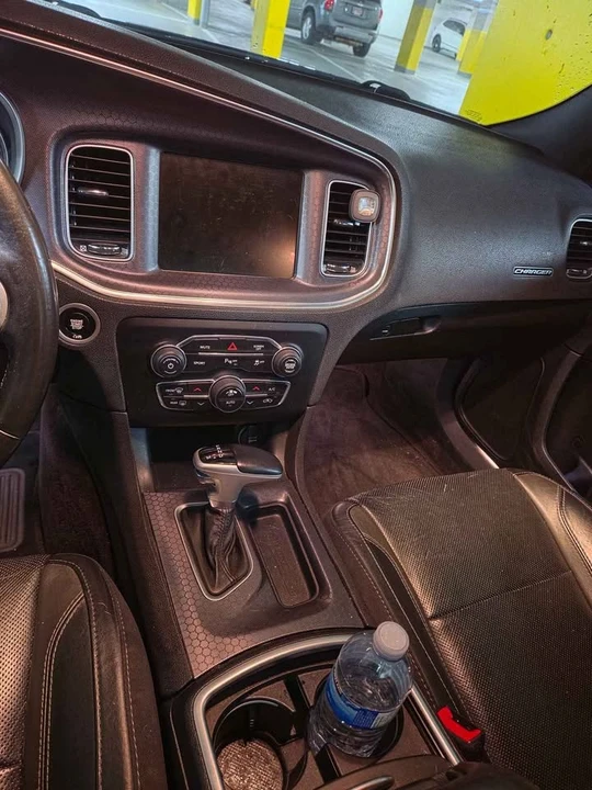 2017 Dodge Charger 7th Gen - Image 9 of 16