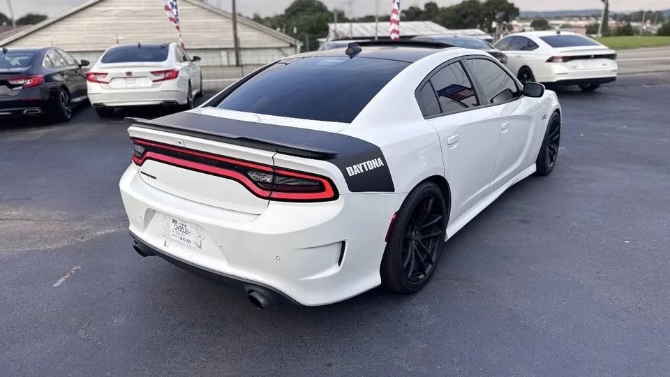 2017 Dodge Charger 7th Gen - Image 9 of 20