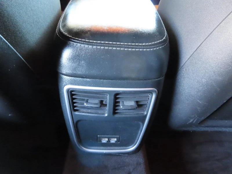 2017 Dodge Charger 7th Gen - Image 11 of 19