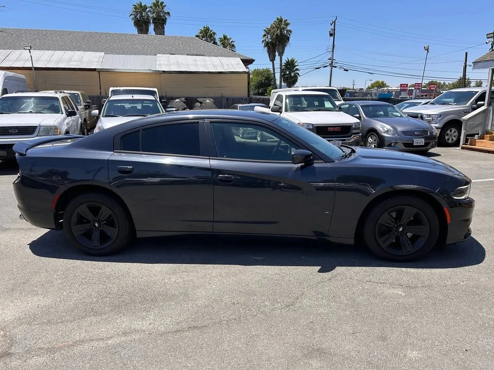 2017 Dodge Charger 7th Gen - Image 2 of 20