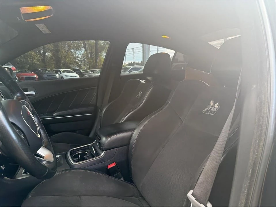 2017 Dodge Charger 7th Gen - Image 9 of 10