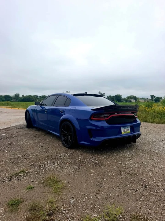 2017 Dodge Charger 7th Gen - Image 6 of 18