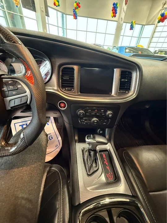2017 Dodge Charger 7th Gen - Image 14 of 15