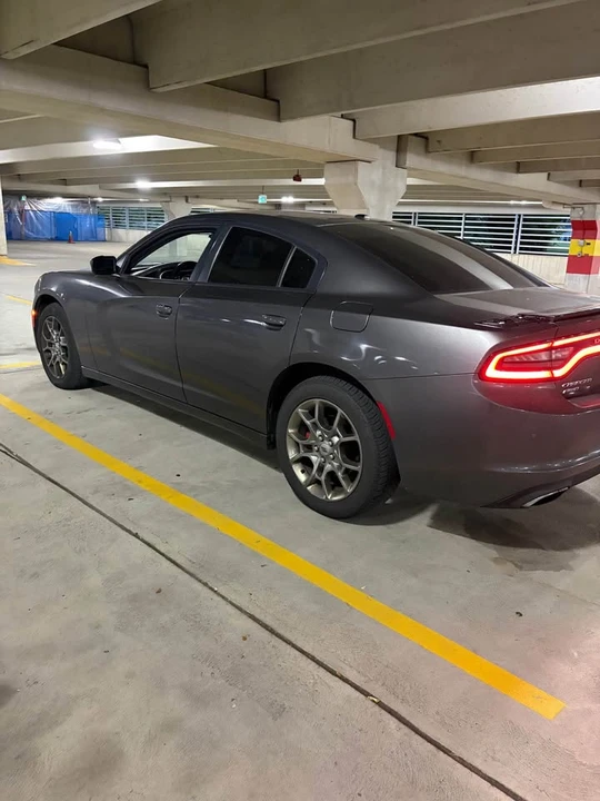2017 Dodge Charger 7th Gen - Image 3 of 15